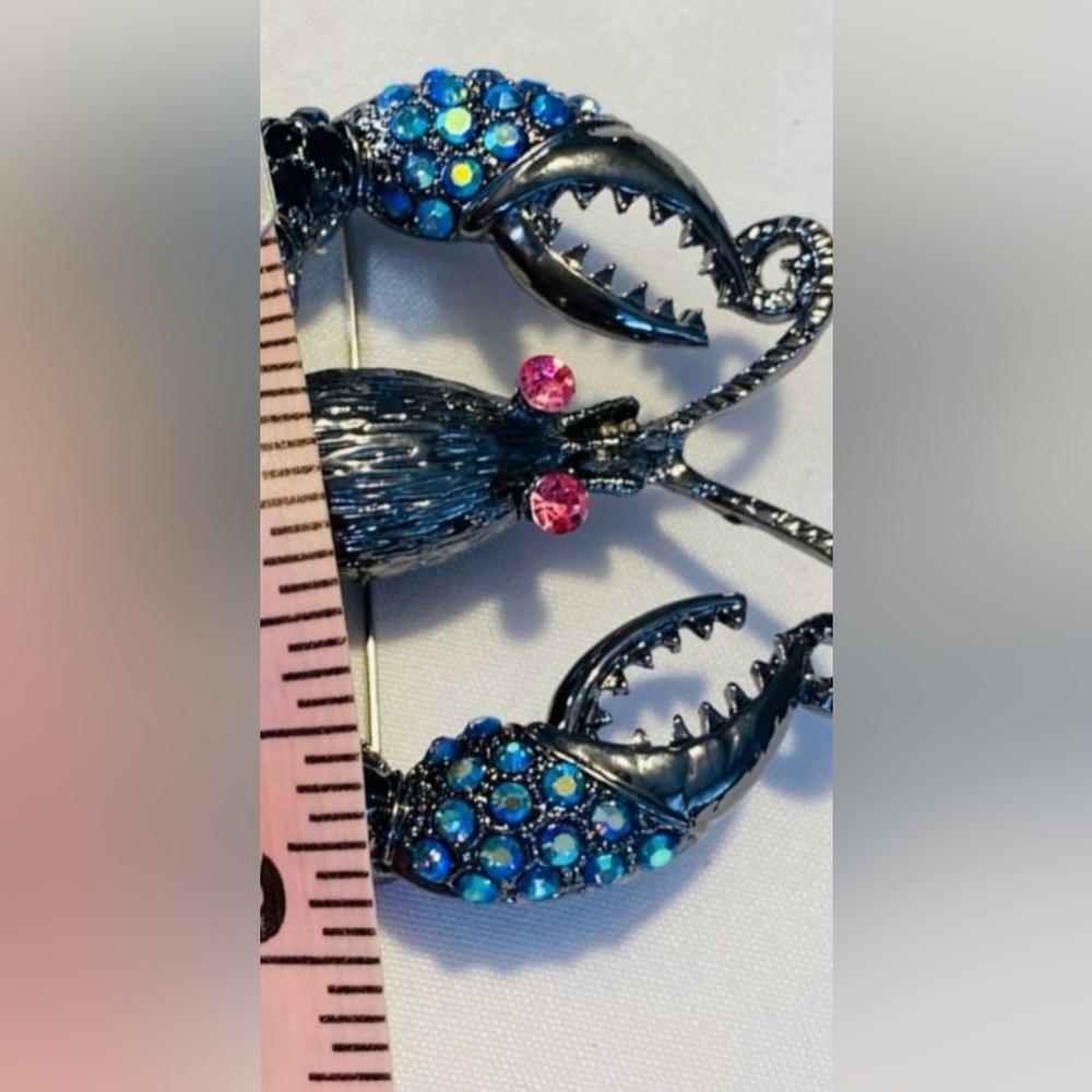 Large Rhinestone 🦞 Lobster 🦞 Brooch…. - Picture 7 of 8